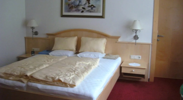 Hotel Silbertal, Book Hotel Hotels in Vorarlberg with Parking, Parking