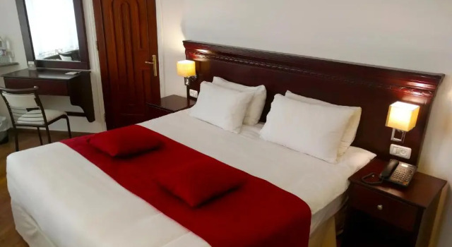 Номер Deluxe City Inn Palace Hotel