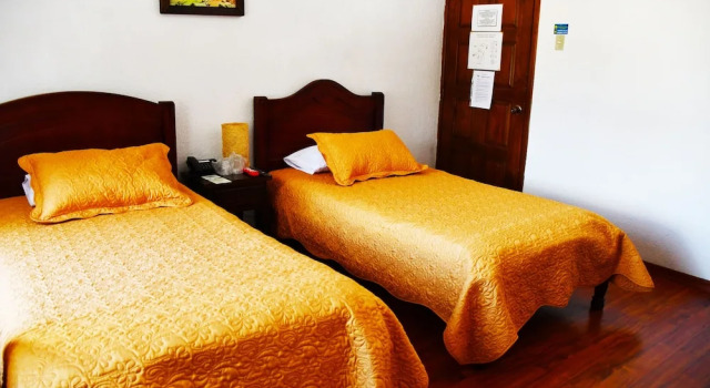 Villa Mitad del Mundo, Buchen Sie Hotel San Antonio Pichincha