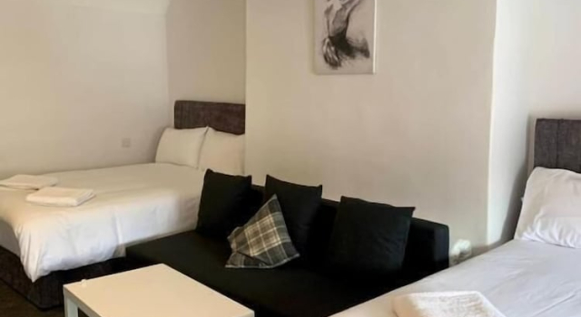Двухместный семейный номер Standard с видом на город 1997 Stays Westport