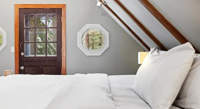 Cozy Winter Chalet With Game Room Fireplace, Boek Chalet Villa's in Kingvale, Villa