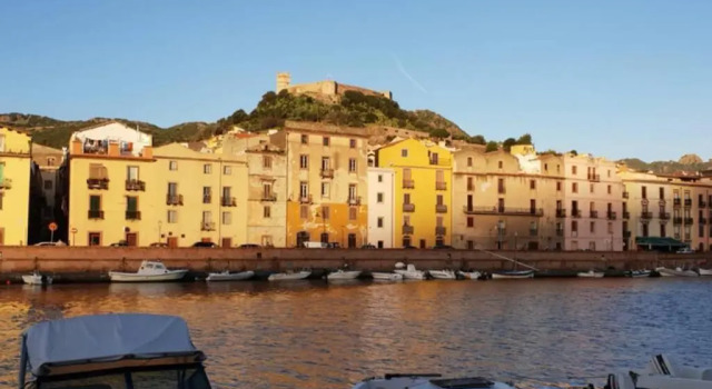 Spazioso e luminoso appartamento a Bosa Sardegna!, Забронировать Апартаменты/квартира Апартаменты Боза, Апартаменты/квартира