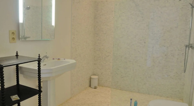 Коттедж Attractive Holiday Home in Marche-en-famenne With Garden