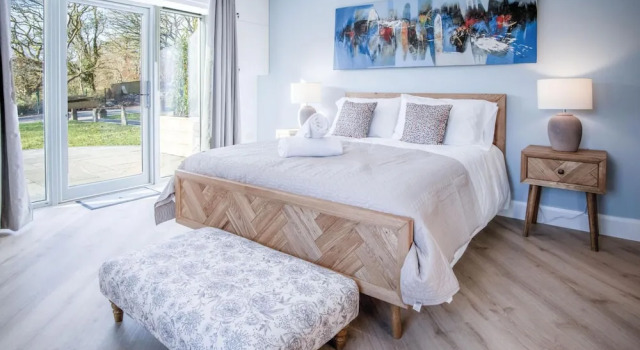 Suite 9 - Sleeping Giant Hotel - PEN Y CAE Inn