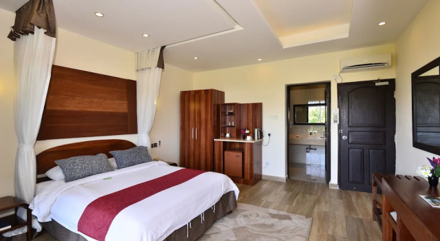 Апартаменты Executive c 1 комнатой с балконом Baobab Holiday Resort