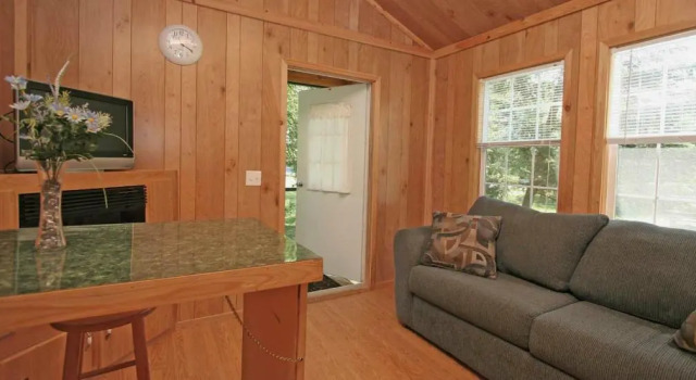 Robin Hill Camping Resort Premium Cottage 1, Réserver Camping Camping et glamping à Pennsylvanie, Camping
