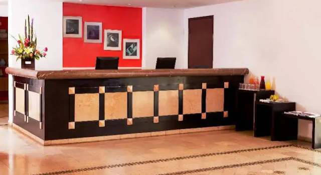 Nh Lazaro Cardenas, Rezervovat Hotel Hotely v Michoacan s parkováním, Parkování