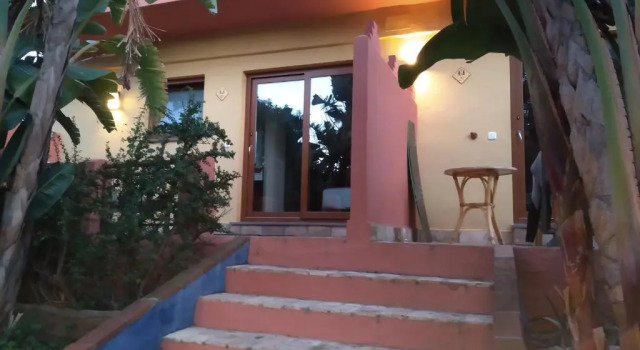 Двухместное бунгало Beach Hotel Dos Mares