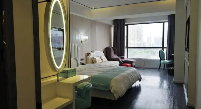 Двухместный номер Business XANA LITE Hotel Shixi Metro Station