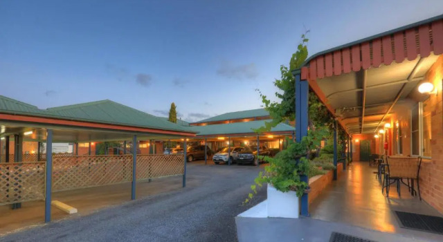 Двухместный номер Standard с балконом The Vines Motel & Cottages
