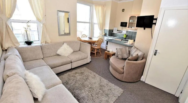 Апартаменты Bridle Lodge Apartments