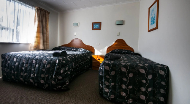Charles Court Motel