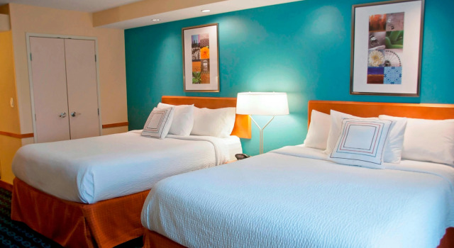 Fairfield Inn & Suites Ames, Varaa Hotelli Hotellit Iowa uima-altaalla, Uima-allas