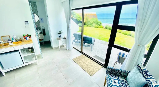 Mykonos Luxury Beachfront Accommodation, Забронировать Гостевой дом Гостевые дома Сент-Френсис-Бей, рядом с Пляж St. Francis Bay, Гостевой дом