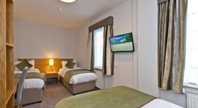 Семейный номер Superior The Abbey Inn