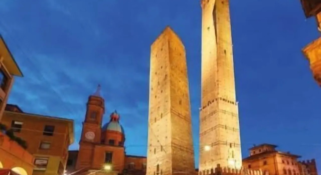 Bologna Center Town