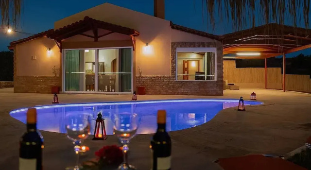 Вилла Atlas Villa Beachfront Sea View Escape