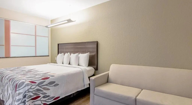 Двухместный номер Deluxe Red Roof Inn Locust Grove