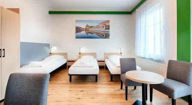 Трёхместный номер Standard Hotel B1
