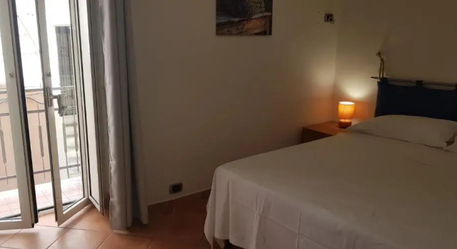 CASTELLO a 2 minuti a piedi dal centro e 10 minuti a piedi dalla spiaggia di Vindicio