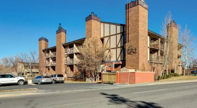 1BR 2BA Newly Renovated Condo Park City by RedAwning, Забронировать Отель Отели Парк-Сити 3 звезды, рядом с Горнолыжный подъeмник Payday Lift, 3*