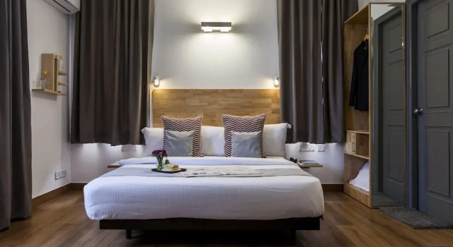 OYO Townhouse 001 Southcity Sohna Road, Забронировать Отель Гургаон 