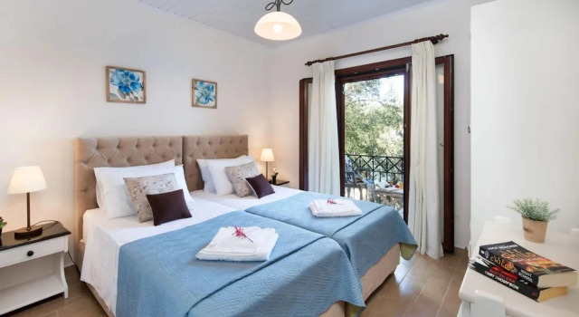 Aglaia Villa in Longos