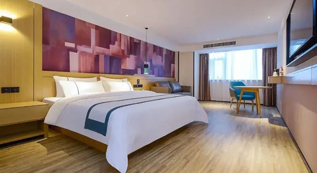 CCINN Hotel (Liupanshui Sports Center Store)