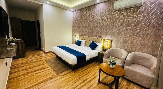 Casa Del Sol Lakeview Homestay, Забронировать Гостевой дом Гостевые дома Найнитал, Гостевой дом