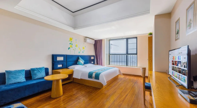 Номер Standard Home Inn Huayi Apartment
