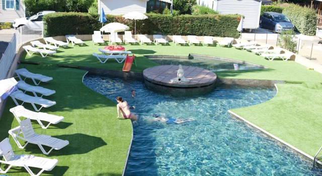 Camping Les Jardins D'Elsa, Buchen Sie Campingplatz Vias Plage Languedoc-Roussillon