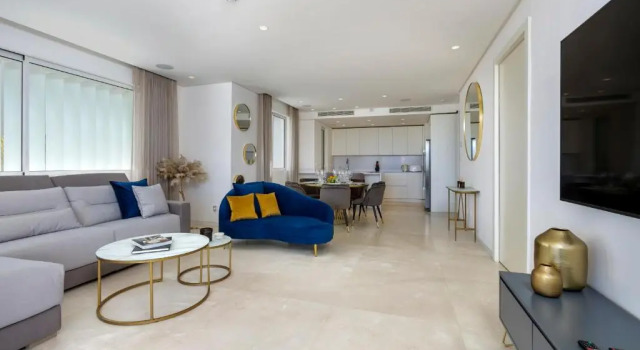 Апартаменты All About Almendros Apartments