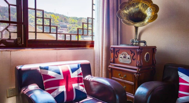 Tengchong Heshun Qishe Inn, Rezervasyon Otel Tengchong Yunnan