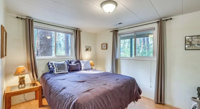 Коттедж Hillside Hideaway: Warm & Cozy Terrace Lakes Cabin