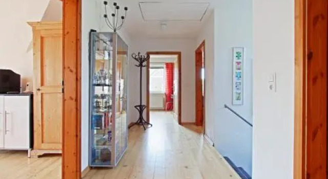 1 Private Single, 1 Twin Room. 3 Persons (4203)