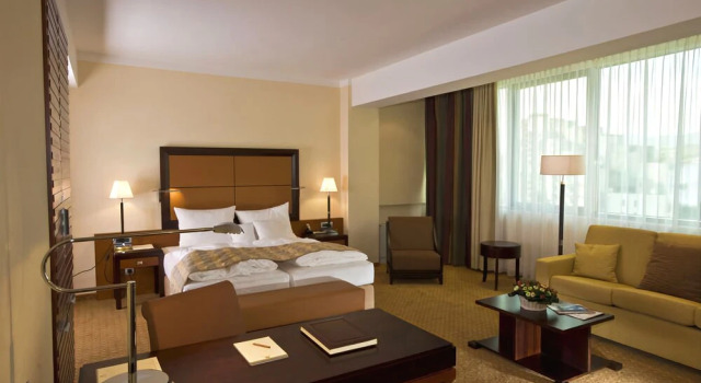 Aparthotel Premier, Book Hotel Hotels in Podgorica County with Parking, Parking