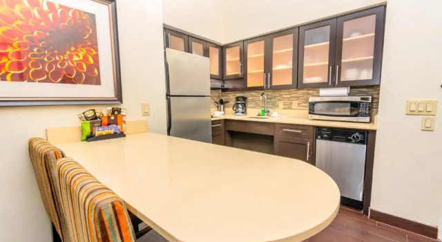 Люкс с 2 комнатами Staybridge Suites Houston - IAH Airport by IHG