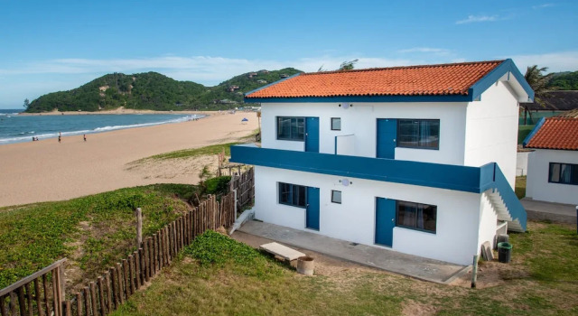 Номер Comfort рядом с пляжем Ponta Mar Resort