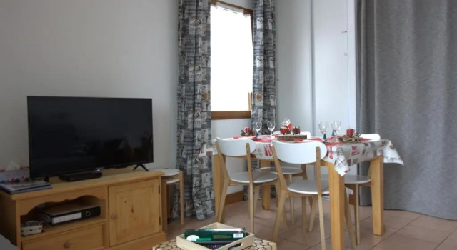 T2 Chalet d'orciéres, Забронировать Шале Виллы Овернь-Рона-Альпы, Вилла