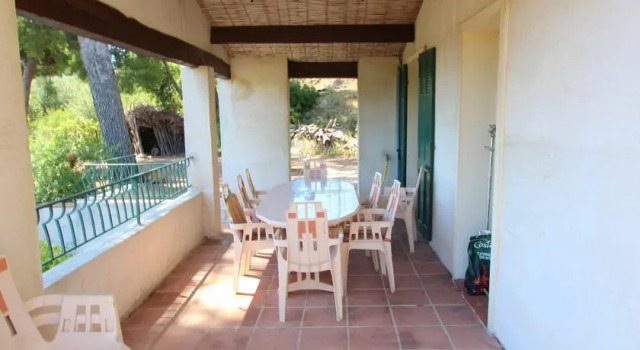 Villa des Pins, Забронировать Вилла Коттеджи Ла-Сьота, рядом с Saint Jean Beach, Коттедж