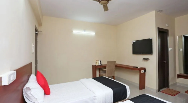 Capital O 37885 Ekamra Inn, Varaa Hotelli Hotellit Bhubaneswar aamiaisella, Aamiainen