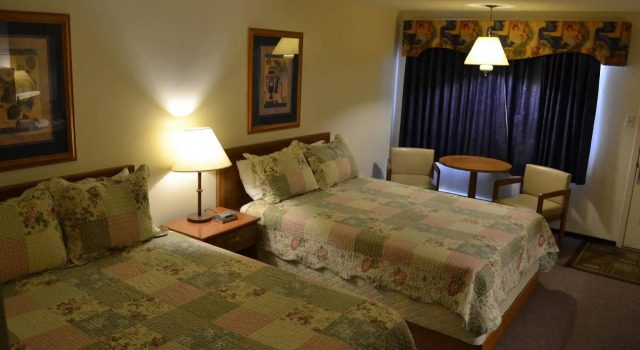 Ranchmen Motel, Boek Motel Motels in Alberta, Motel