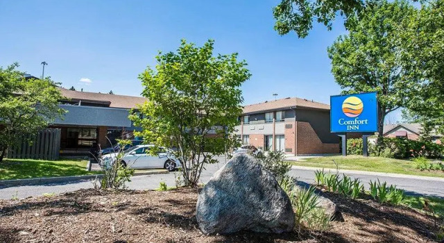Номер Standard Comfort Inn Kanata Ottawa West