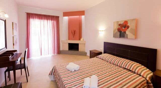Полулюкс Aenaon Rooms