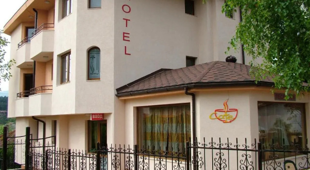Family Hotel Emaly 1, Réserver Hôtel Bankya 