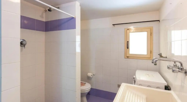 Вилла Val d'Arno House with Garden, Parking and Swimming Pool