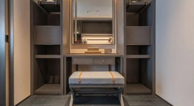 Люкс Deluxe Zhangjiang Hotel