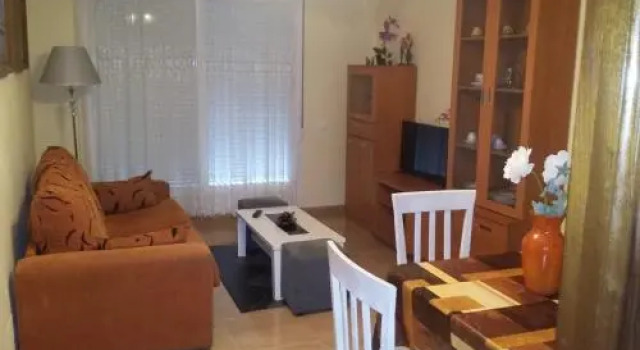 Holiday, Забронировать Отель Отели Ноха 3 звезды, рядом с Пасео-де-ла-Коста, 3*