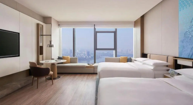 Четырёхместный номер Deluxe с видом на реку Jinhua Marriott Hotel