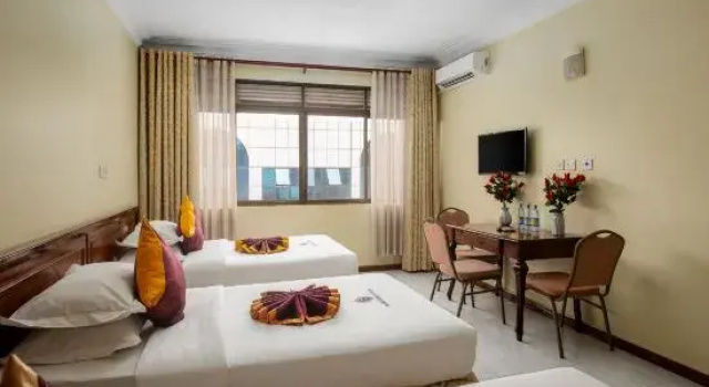 Deluxe Twin room Holiday Express Hotel Kampala